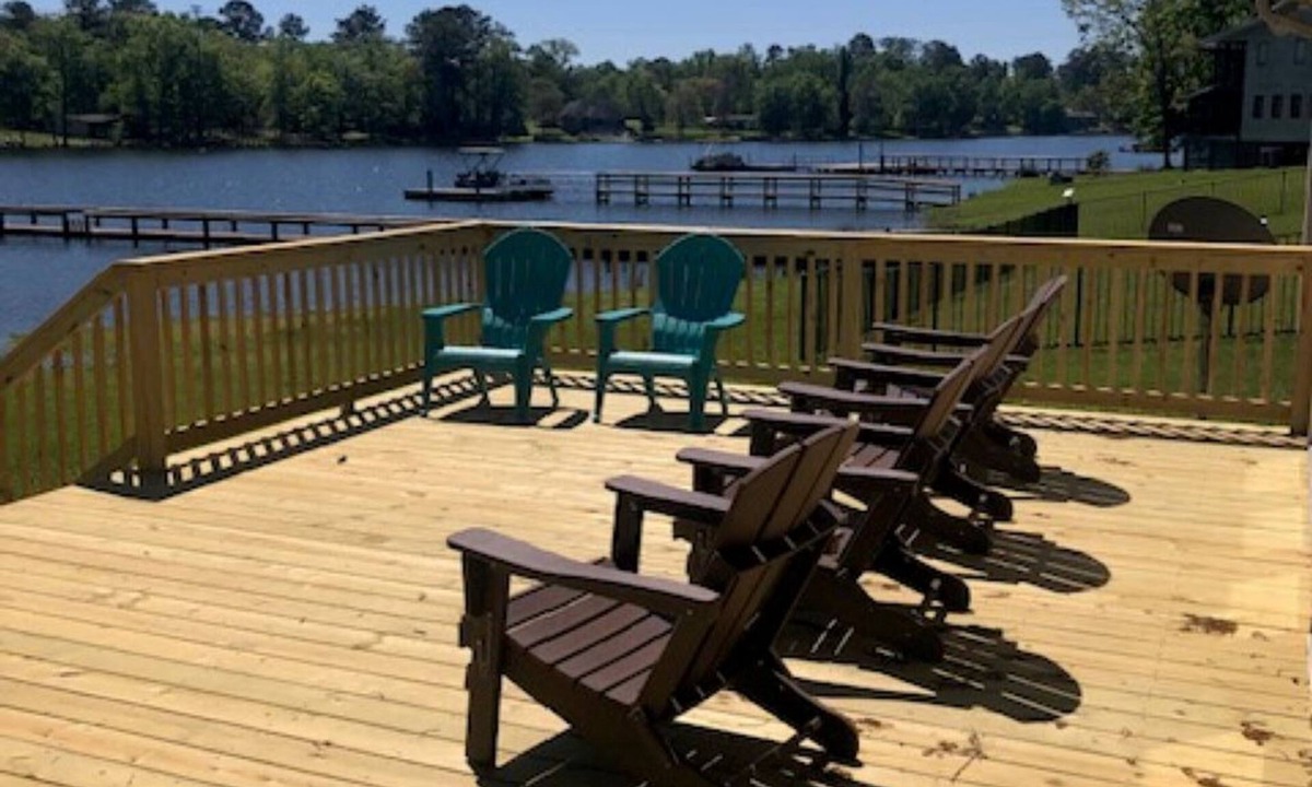 Prosperity House | SUNSET VIEWS with EVENING CRUISE Retreat