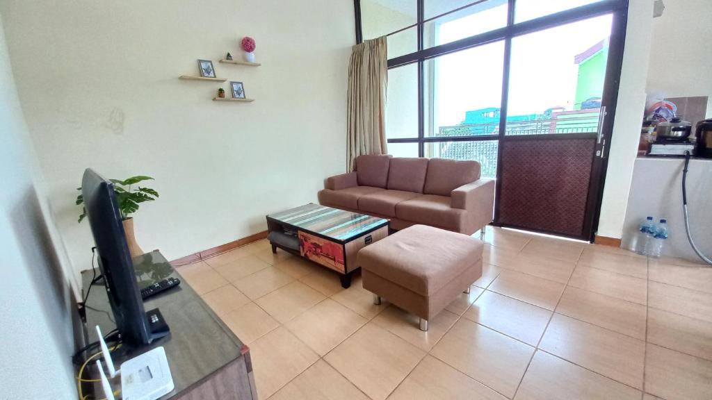 Beji House | Sunshine Homestay