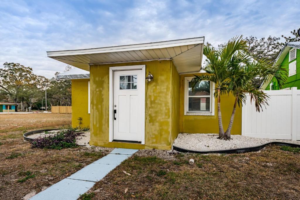 Largo Apartment | Sunshine Tropical Villa