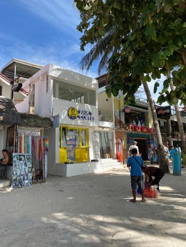 Balabag Hotel | Sunvilla beachfront hotel