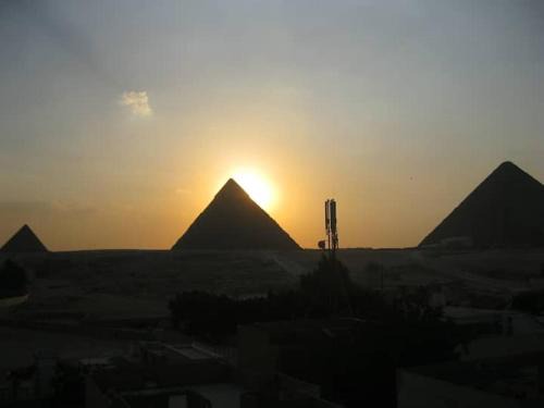 Samannud Apartment | sunwing pyramids view