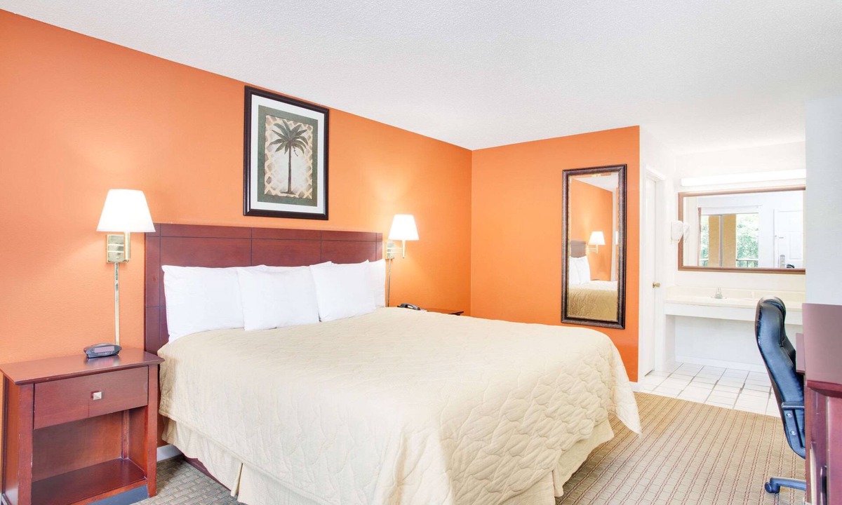 De Funiak Springs Hotel | Super 8 by Wyndham Defuniak Springs
