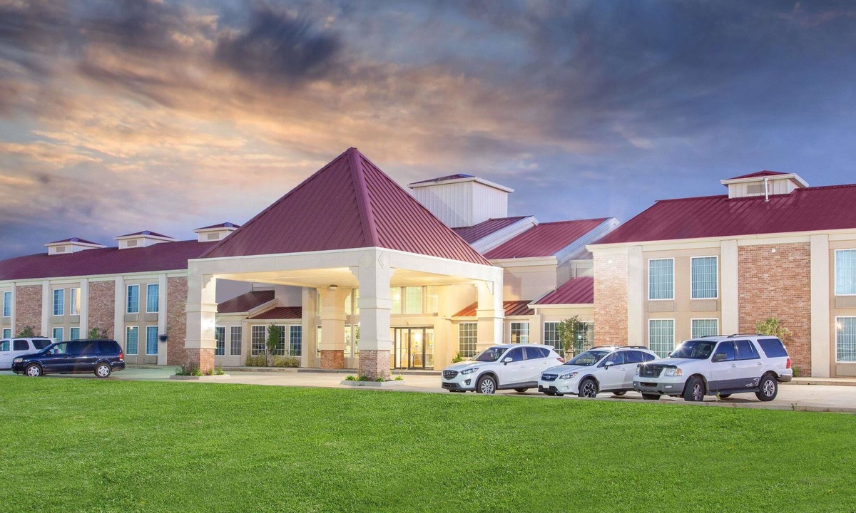 Central Oklahoma City Hotel | Super 8 by Wyndham Oklahoma City