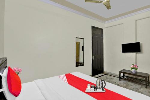 Baraula Hotel | Super HOTEL DIAMOND TREE SECTOR 49 NOIDA NEAR PRAYAG HOSPITAL