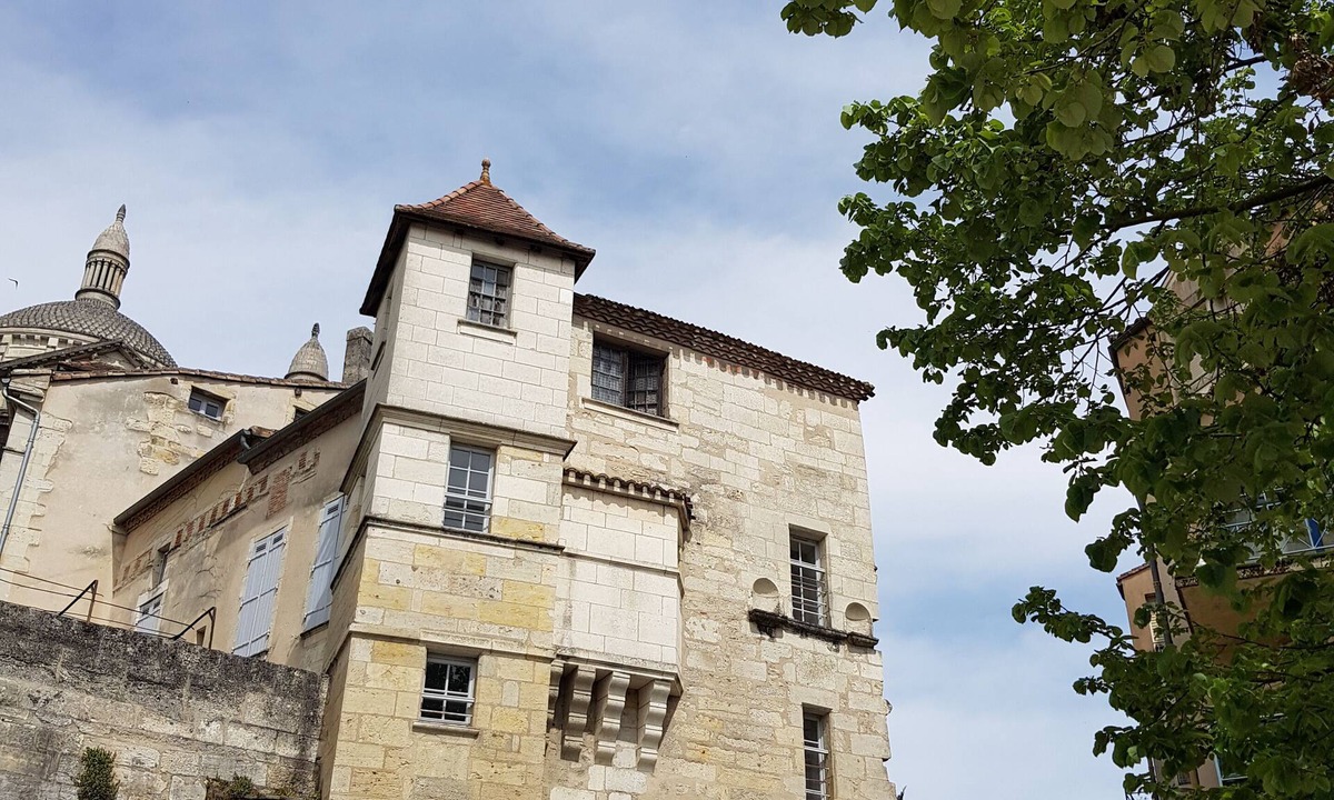 Perigueux Apartment | Superb Charming Apartment in the heart of Perigueux