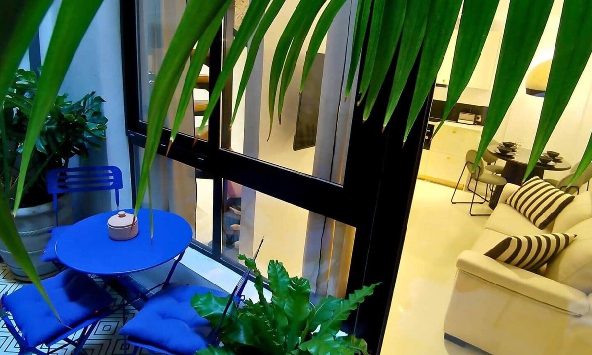 San Anton Apartment | Superb Duplex Private Patio Alicante Center