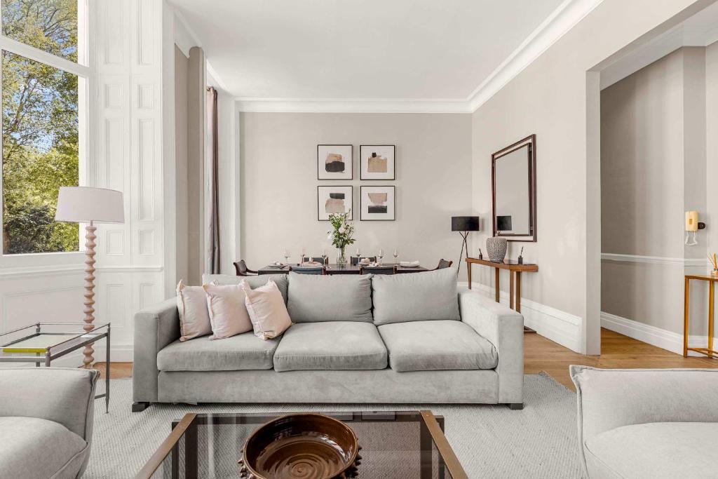 Brompton & Hans Town Apartment | Superb Knightsbridge Flat Near Harrods & Hyde Park