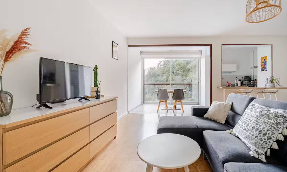 Vals-les-Bains Apartment | Superb studio with river access and private square