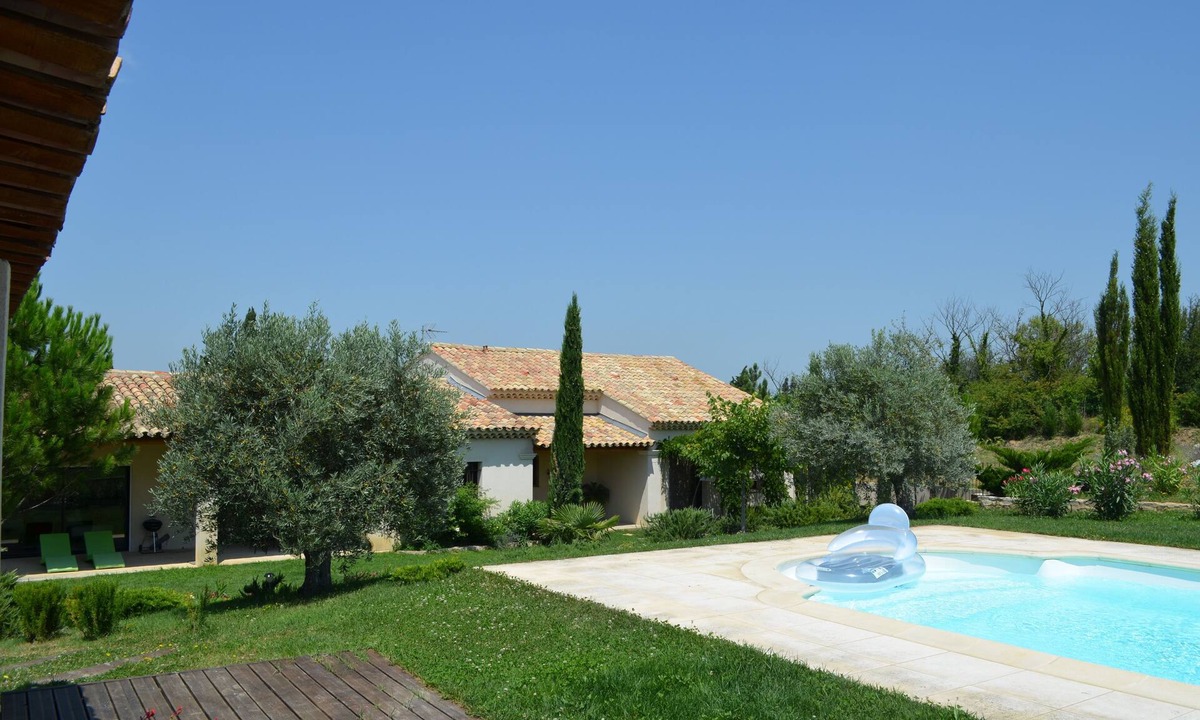 Saze Villa | SUPERB VILLA WITH POOL PROX Avignon, Luberon,