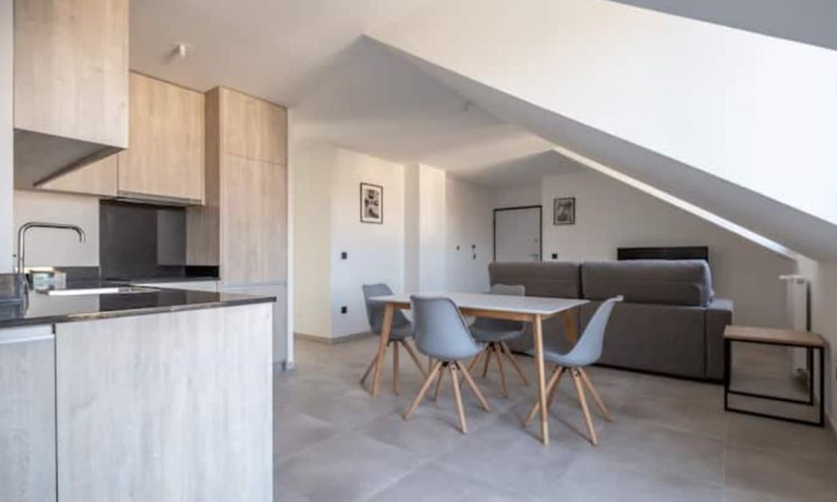 Pontault-Combault Apartment | Superbe Appart Lumineux Avec Mini Terrasse