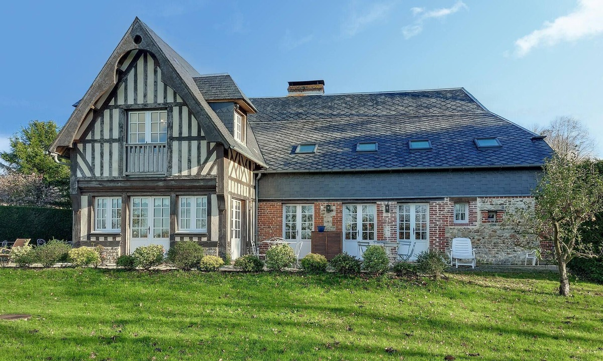 Saint-Etienne-la-Thillaye House | Superbe bâtisse à colombage