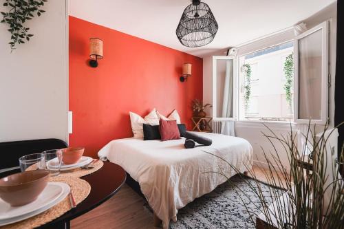 Les Hautes Noues Apartment | Superbe Studio avec lit King SIZE Centre villers sur marne Proche Paris IDEAL pour couples et professionnel