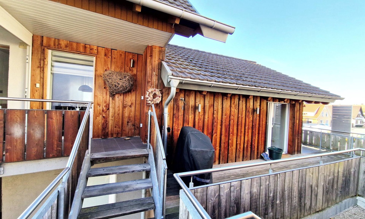 Rheinhausen Apartment | Superior duplex dream apartment with sunny balcony just 5 minutes from Europa-Park