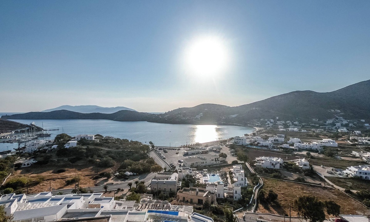 Ios Town Hotel | Superior Room for 2-4 guests, with private balcony and sea viewn