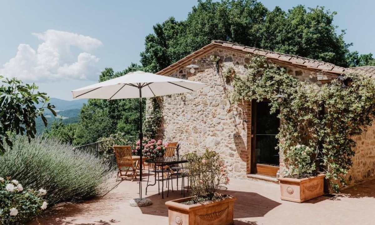 Radicondoli Apartment | Superior Studio No. 7 – Oasis of Peace in the Nature of the Poggio Bianco Village