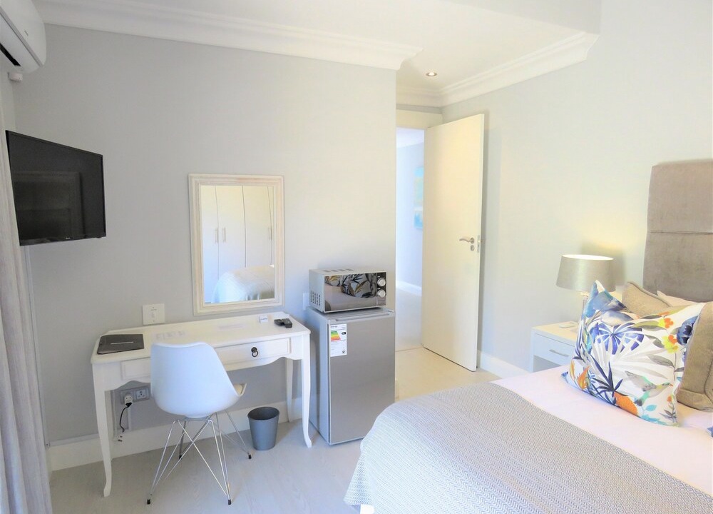 Sunset Beach Apartment | SUPERIOR STUDIO - OCEAN BREEZE SUNSET BEACH