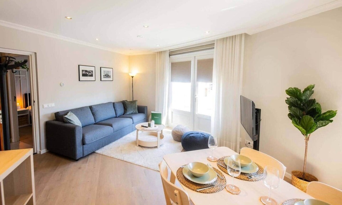 Stratum Apartment | Supreme 75m2 Two-Bedroom Apartment - VW142