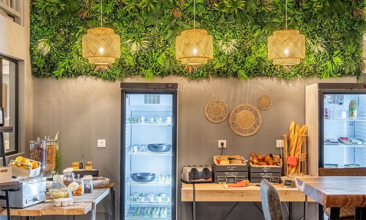 Les Ponts-de-Ce Hotel | Sure Hotel by Best Western Angers Sud