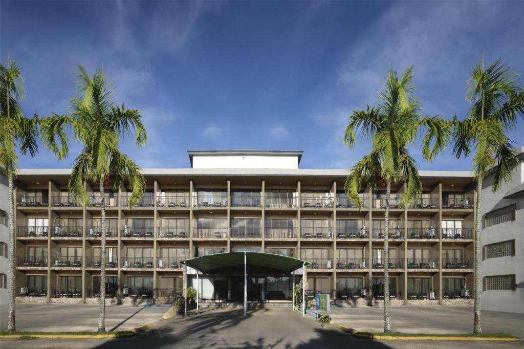 Barrigada Hotel | SureStay by Best Western Guam Airport South