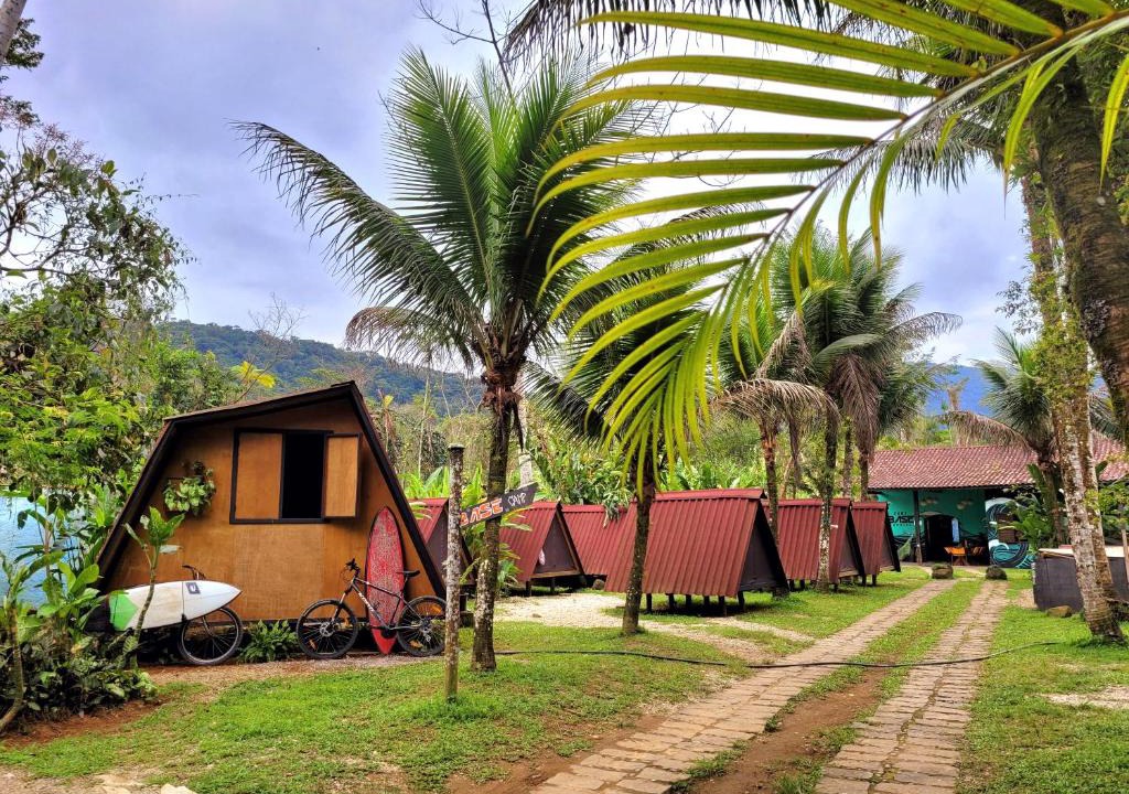 Itamambuca Hostel | Surf BASE Hostel Itamambuca , Surf House , Itamambuca, Ubatuba