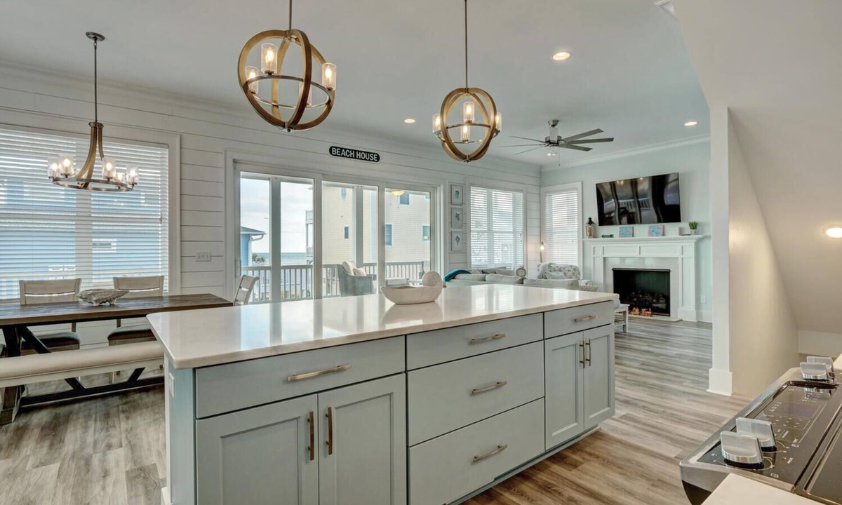 Surf City House | Surf City BIG Easy - Let us exceed your expectations - No pet fee. Beautiful ❤️