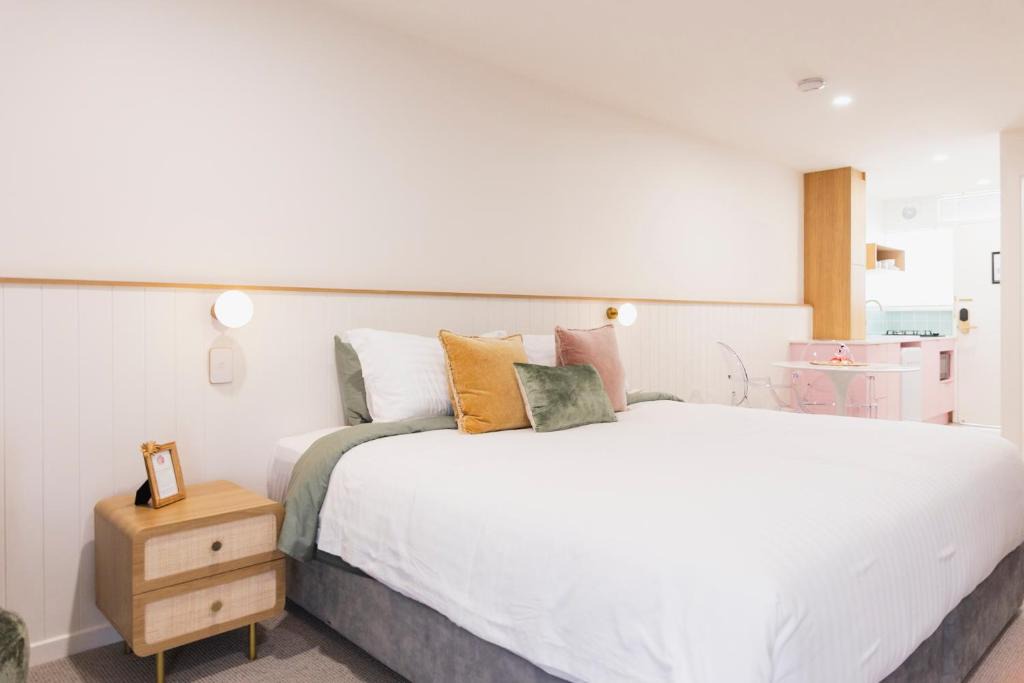Wollongong Hotel | Surfside 22