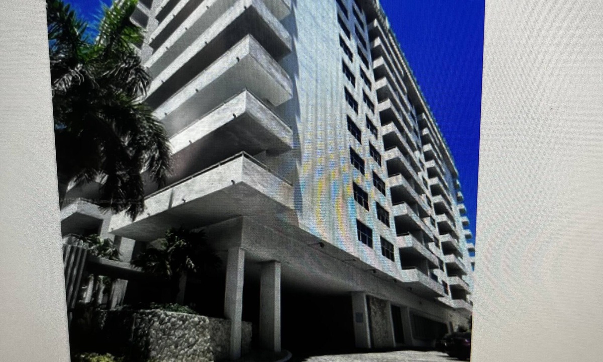 Surfside Apartment | Surfside/Bal Harbor Oceanview Studio Apt