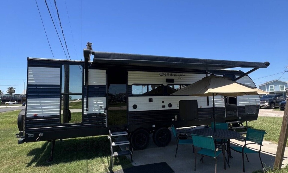Surfside Beach House | Surfside Beach Oasis: RV Retreat 318 Thunder Rd, Freeport, TX 77541