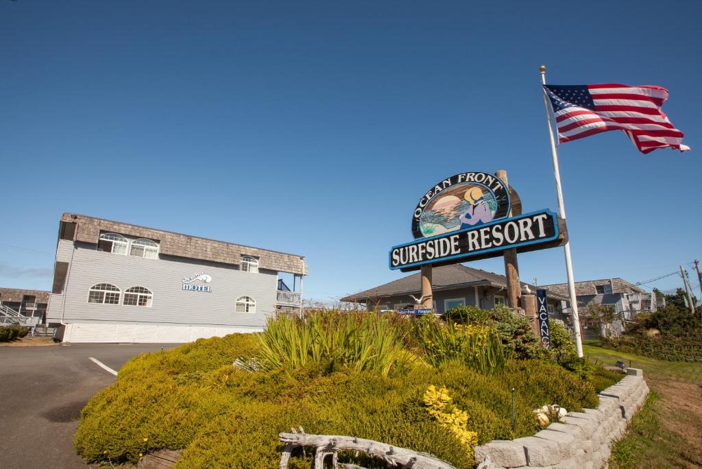 Rockaway Beach Hotel | Surfside Resort