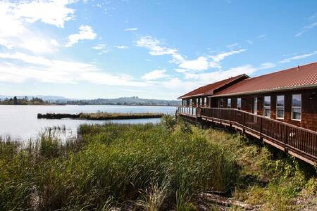 Astoria Apartment | Surrounded by Water Astoria Riverfront Retreat