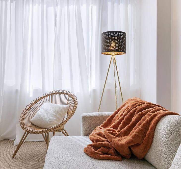 Redcliffe Apartment | Suttons Beach Sunrise