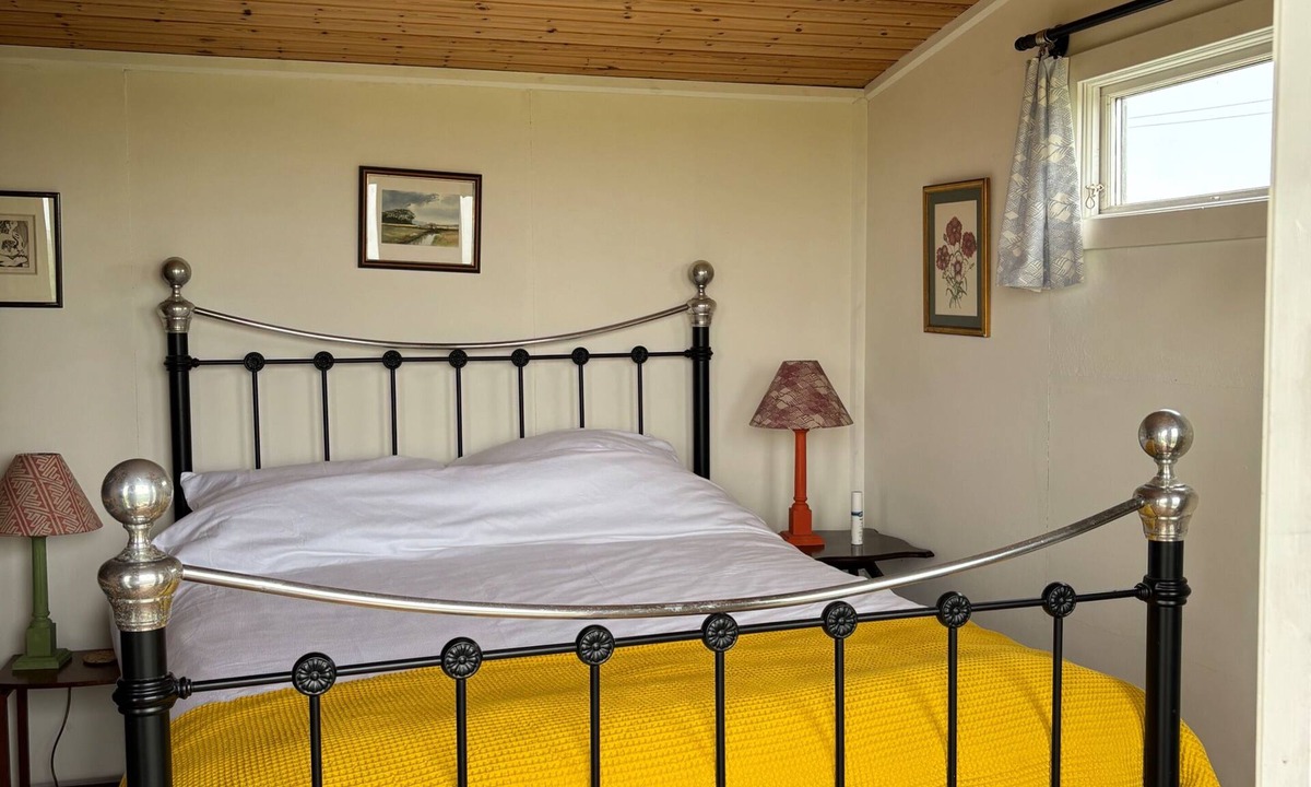 Emsworth Cabin | Swedish Rustic Cabin perfect for bird watching