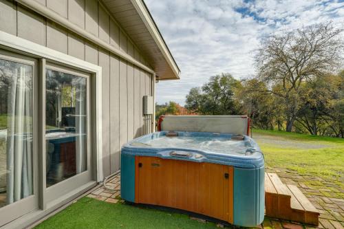 Jamestown House | Sweeping Views! Charming Home Near Dtwn Jamestown