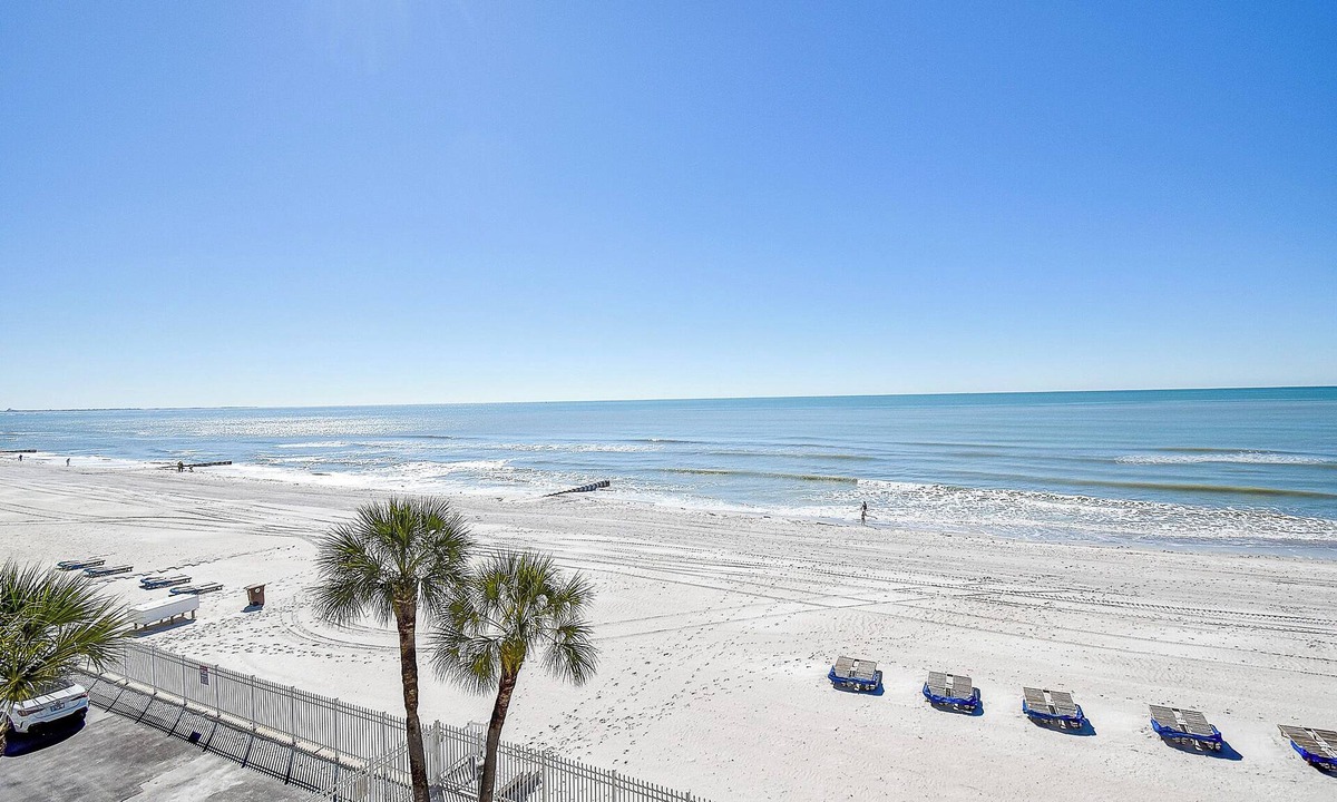 Madeira Beach Condo | Sweeping views from this 3 bed/2bath condo