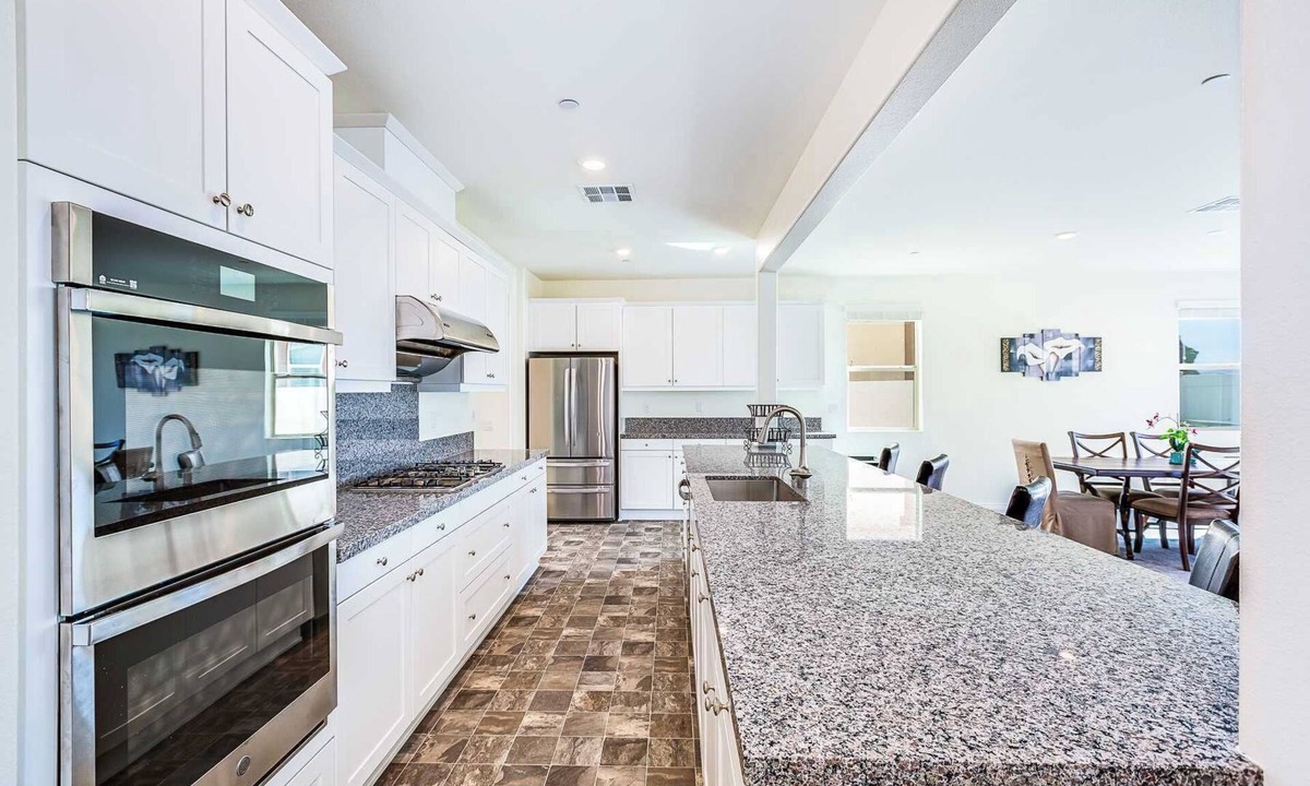 Jurupa Valley House | Sweeping Views on June Mountain Wy #41243