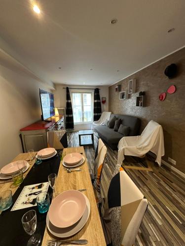 Beaumont-sur-Oise Apartment | Sweet Home
