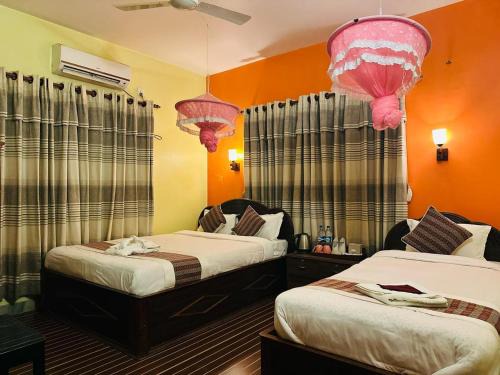 Sauraha Hotel | Sweet Home
