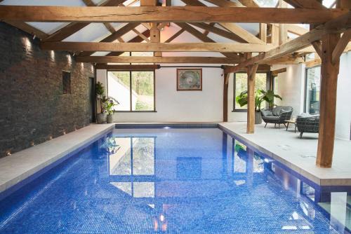 Heligan Apartment | Swifts Return - Apartment with hot tub, sauna and indoor pool (Dartmoor)