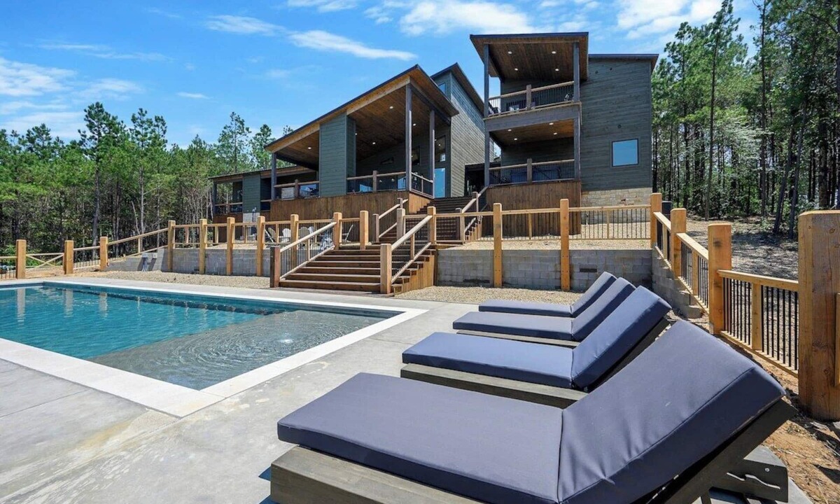 Broken Bow Cabin | Swimming Pool, Mountain View, Pool Table, Pets, SWTS