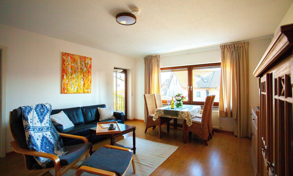 Busingen am Hochrhein Apartment | Switzerland & location clearly in focus