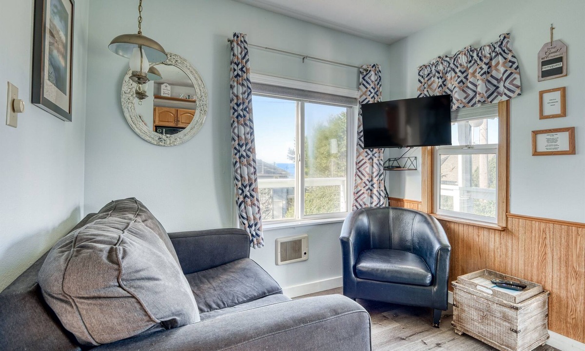 Depoe Bay Apartment | T06 - Dory @ Trollers Lodge