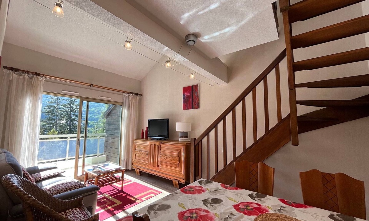 Barcelonnette Apartment | T2 Duplex in Barcelonnette with Park and Garage