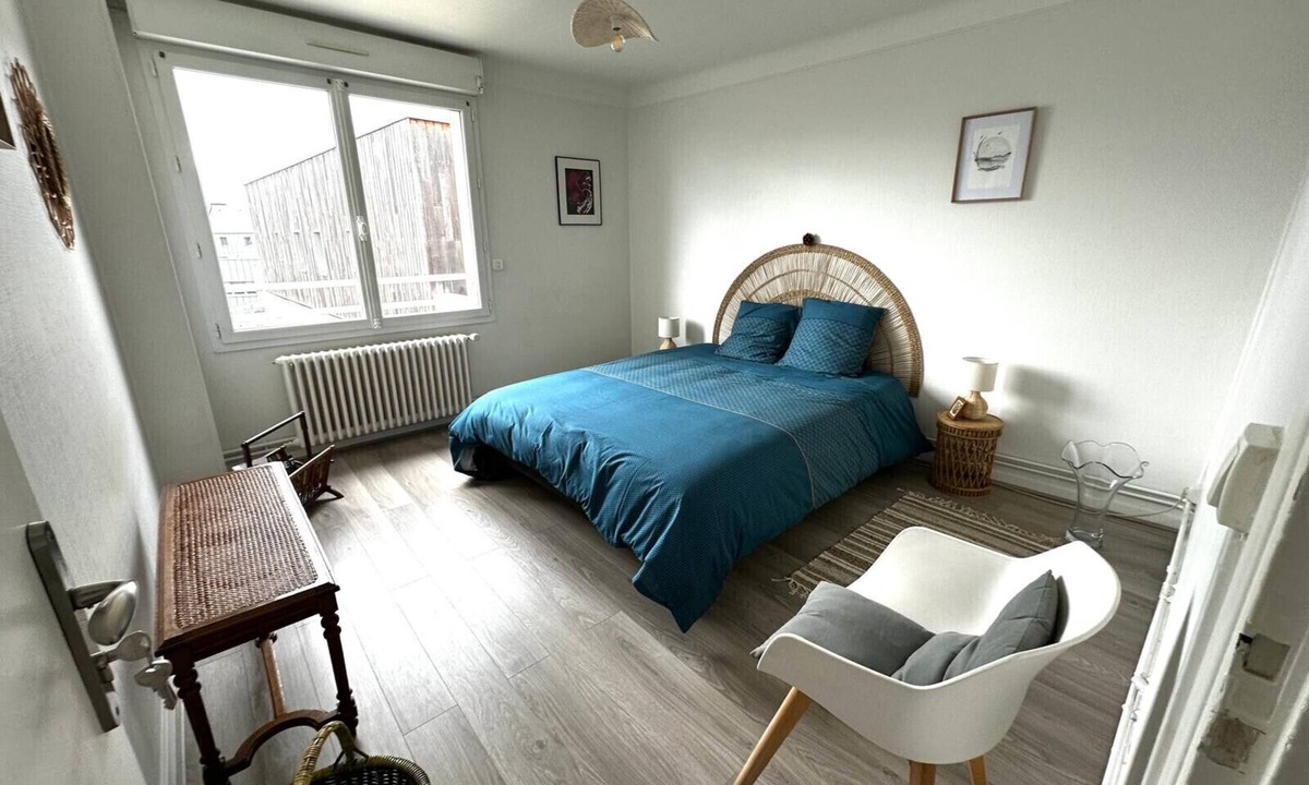Chateauroux Apartment | T3 city centre- elevator- parking- panoramic view