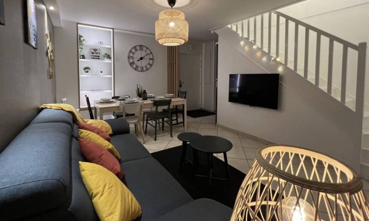 Quartier Saint-Clement - Jardin des Plantes Apartment | T3 Flat Modern Armada Metro Parking Free Entrance autonomous