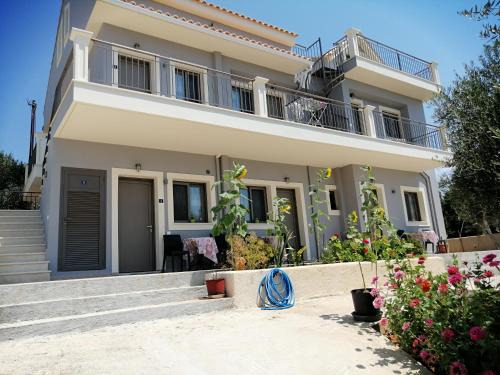 Razata Apartment | TA DIDYMAKIA APARTMENTS.