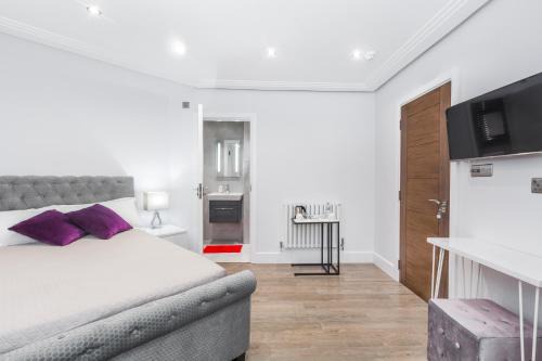 Hale House | TA House