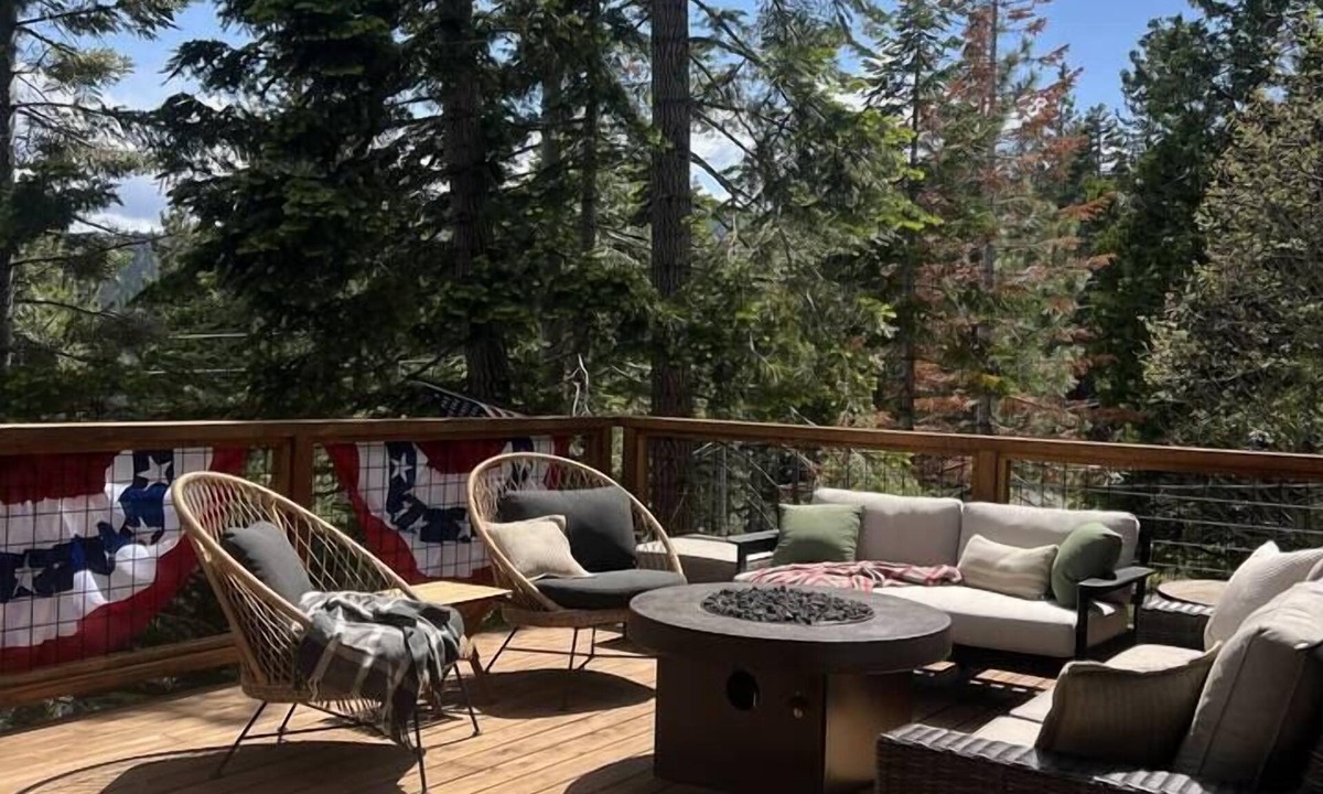 Talmont House | Tahoe Treetop A-Frame Escape