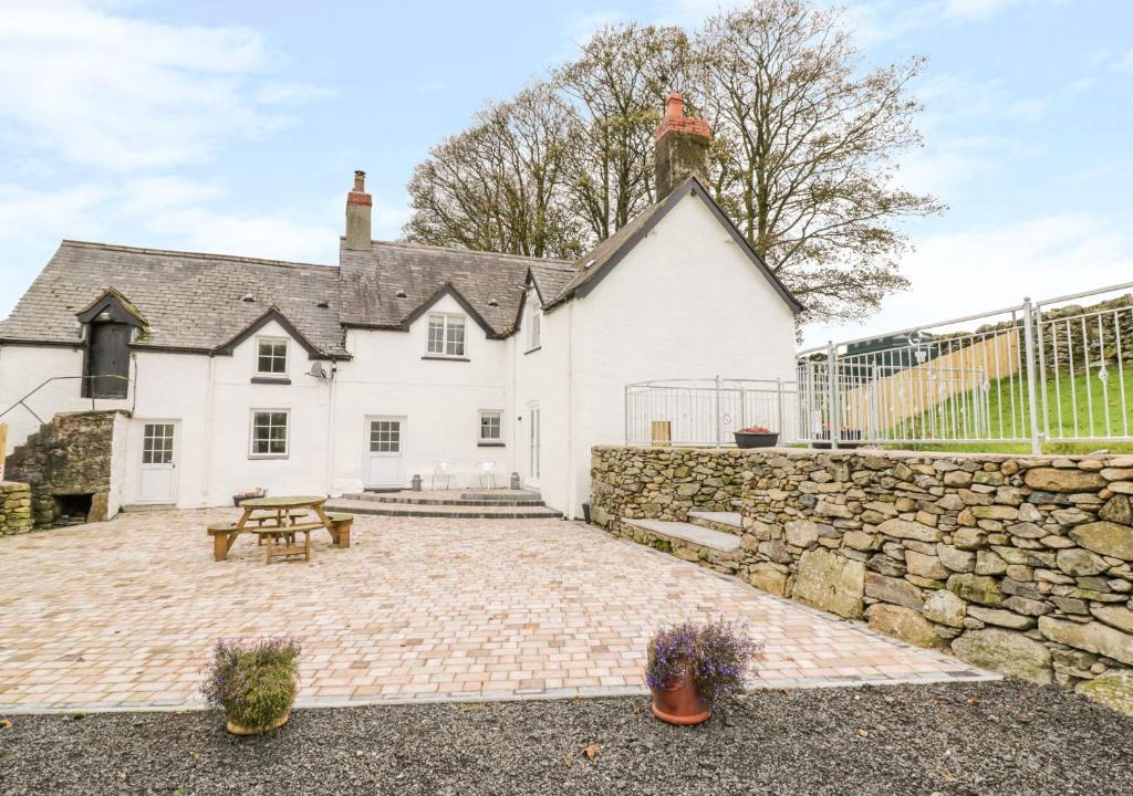 Corwen House | Tai Ucha