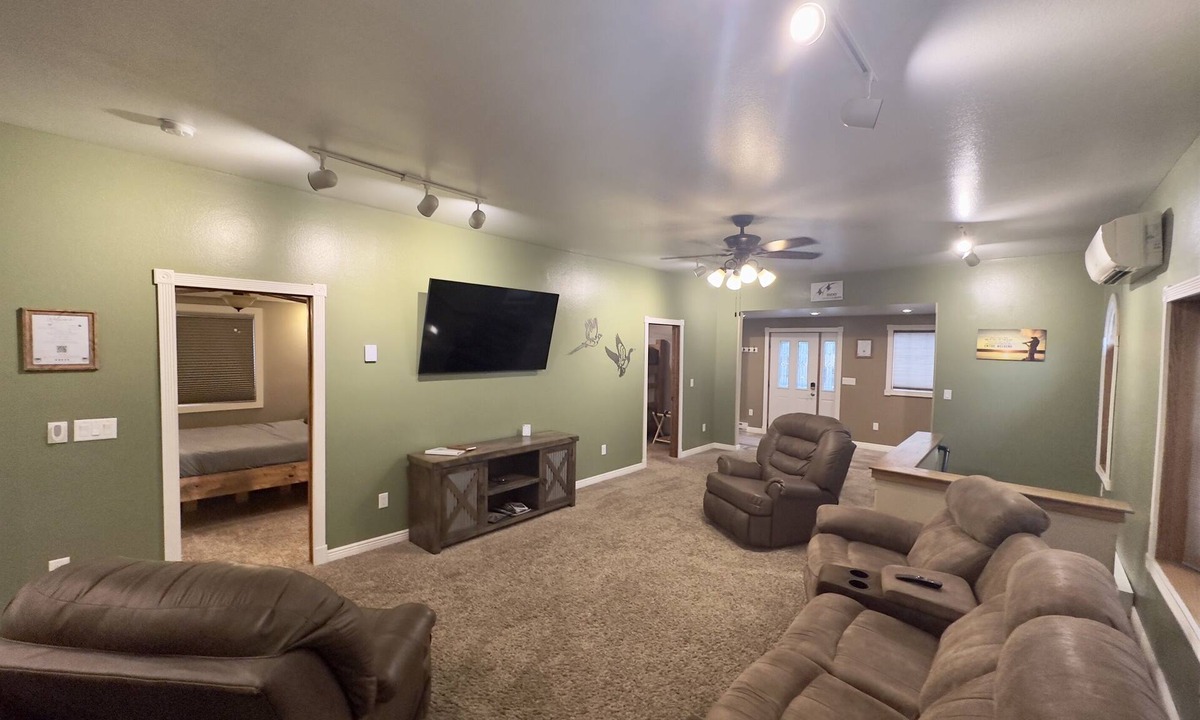Webster House | Tails Up Retreat! Modern home minutes from world class hunting and fishing