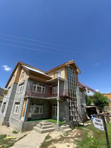 Dras House | TAIMUR HOME STAy